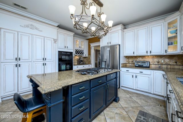 10 Austen Court, Marlboro, NJ 07746