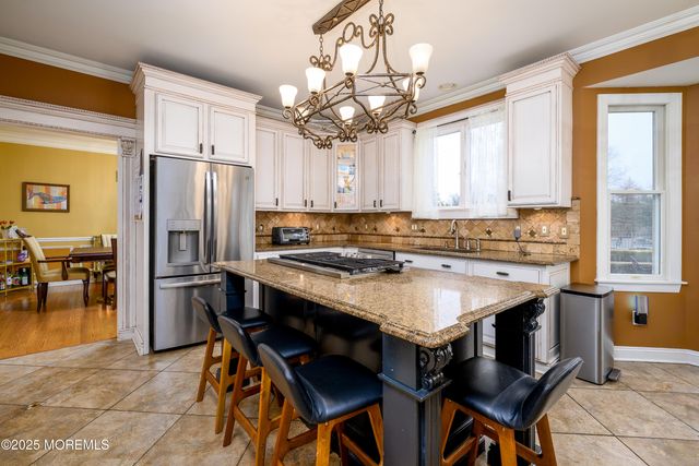 10 Austen Court, Marlboro, NJ 07746