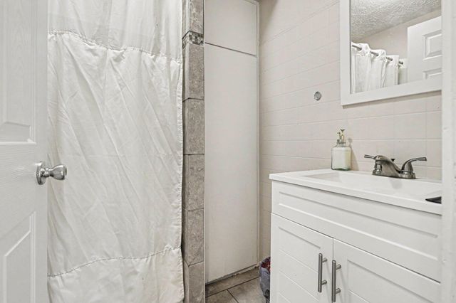 31 E Kingman Avenue E, Battle Creek City, MI 49014