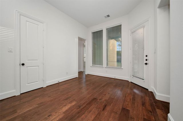 19 Brittany Rose Place, The Woodlands, TX 77375