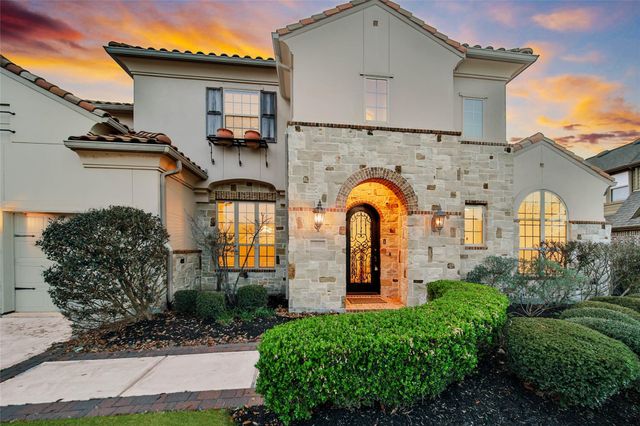 19 Brittany Rose Place, The Woodlands, TX 77375