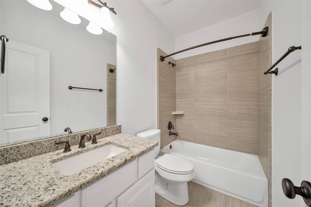 19 Brittany Rose Place, The Woodlands, TX 77375