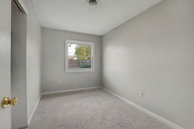 5 Marchmont Drive 5 Marchmont Drive, Fairborn, OH 45324