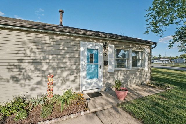 5 Marchmont Drive 5 Marchmont Drive, Fairborn, OH 45324