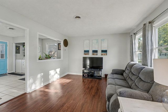 5 Marchmont Drive 5 Marchmont Drive, Fairborn, OH 45324