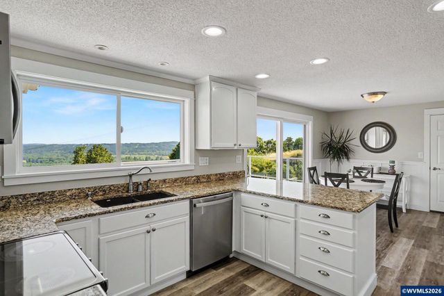 3272 Basswood St NW, Salem, OR 97304