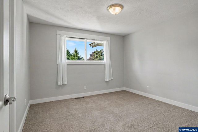 3272 Basswood St NW, Salem, OR 97304
