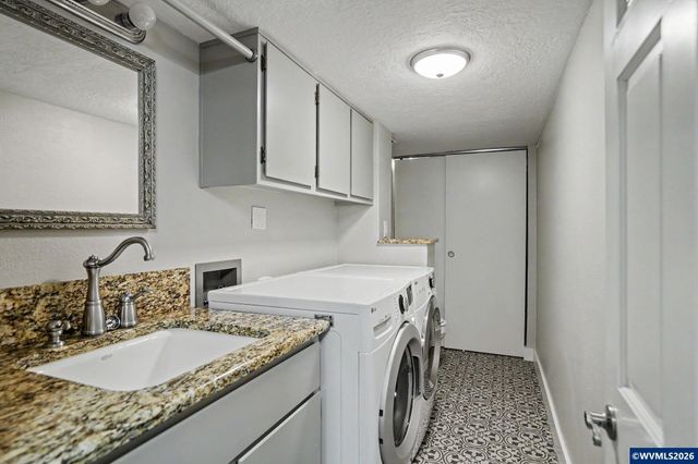 3272 Basswood St NW, Salem, OR 97304