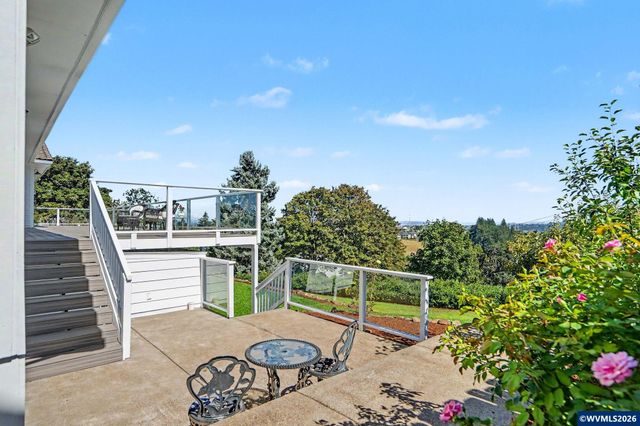 3272 Basswood St NW, Salem, OR 97304