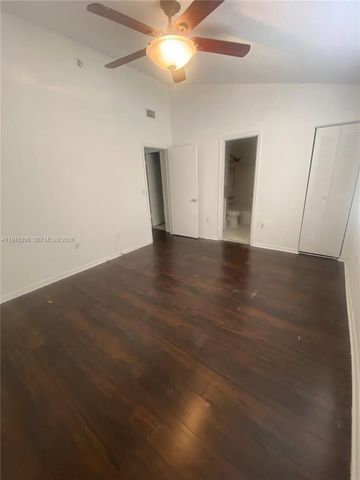 6245 Kendale Lakes Cir 209, Miami, FL 33183