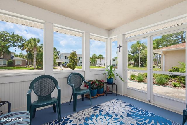 33 Sandcastle Drive, Ormond Beach, FL 32176