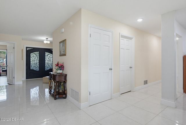 33 Sandcastle Drive, Ormond Beach, FL 32176