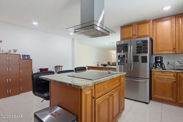 33 Sandcastle Drive, Ormond Beach, FL 32176