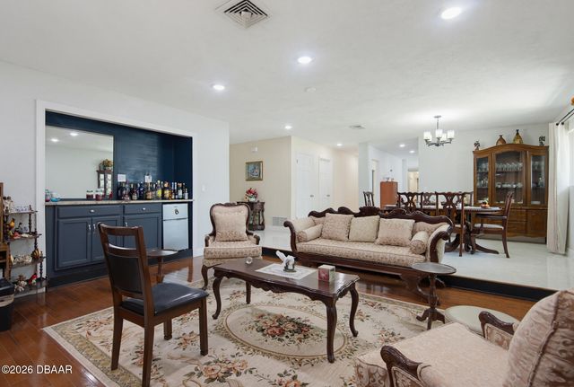 33 Sandcastle Drive, Ormond Beach, FL 32176