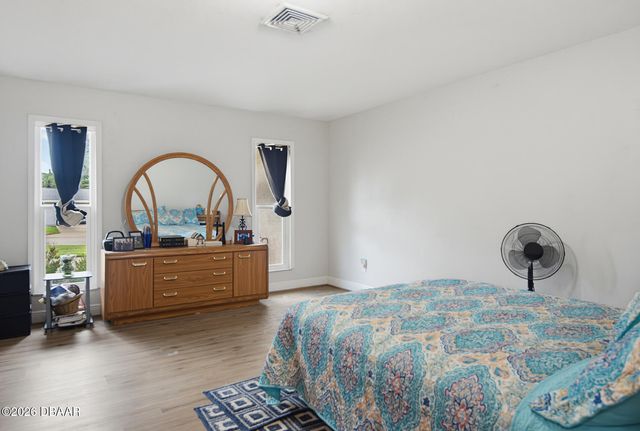 33 Sandcastle Drive, Ormond Beach, FL 32176