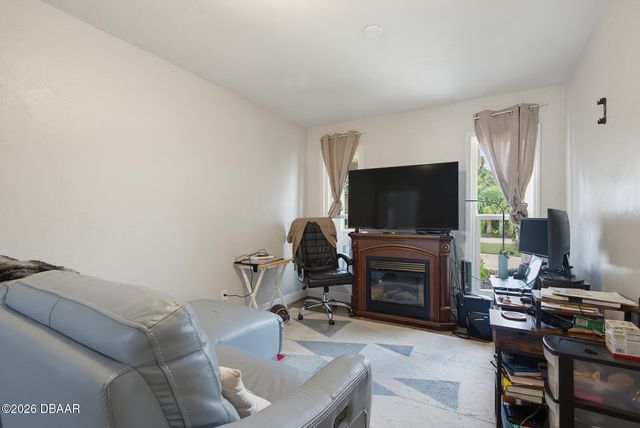 33 Sandcastle Drive, Ormond Beach, FL 32176