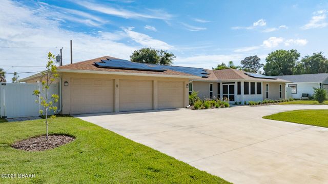 33 Sandcastle Drive, Ormond Beach, FL 32176