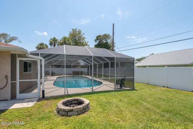 33 Sandcastle Drive, Ormond Beach, FL 32176