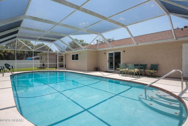 33 Sandcastle Drive, Ormond Beach, FL 32176