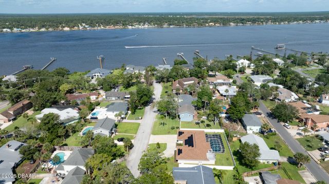 33 Sandcastle Drive, Ormond Beach, FL 32176
