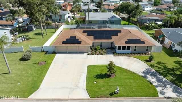 33 Sandcastle Drive, Ormond Beach, FL 32176