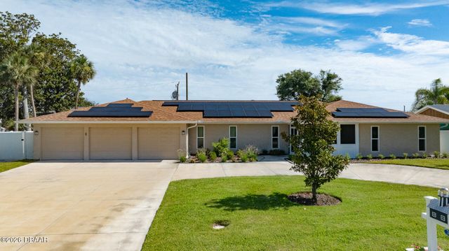 33 Sandcastle Drive, Ormond Beach, FL 32176