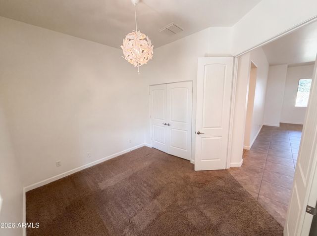 701 E CHARLEVOIX Avenue, Gilbert, AZ 85297