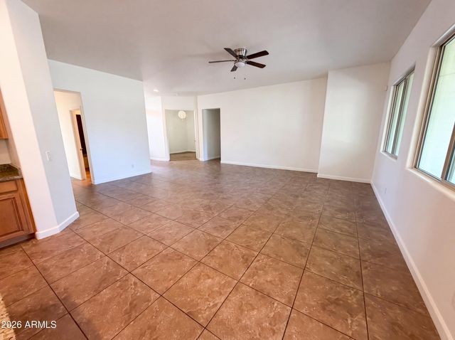 701 E CHARLEVOIX Avenue, Gilbert, AZ 85297