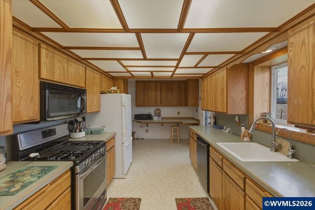 31179 Willoway Dr SW, Albany, OR 97321