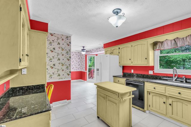1 Dove Tree Road, Greenville, SC 29615