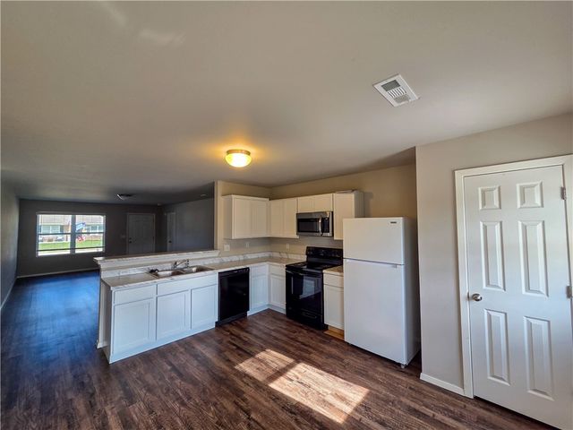 2809 Bauer Street, Pea Ridge, AR 72751