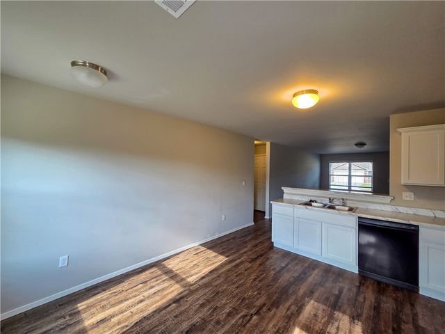 2809 Bauer Street, Pea Ridge, AR 72751