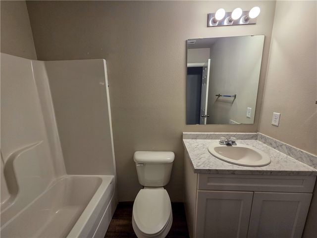 2809 Bauer Street, Pea Ridge, AR 72751