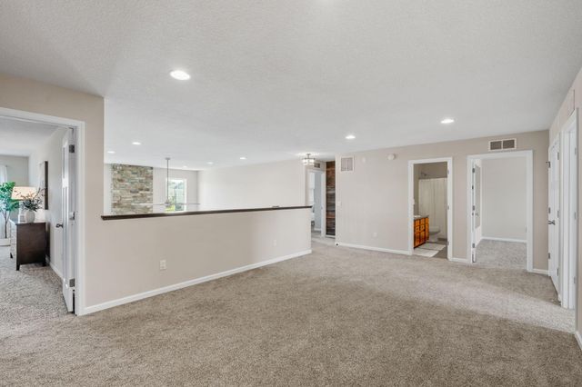 16115 57th Place N, Plymouth, MN 55446