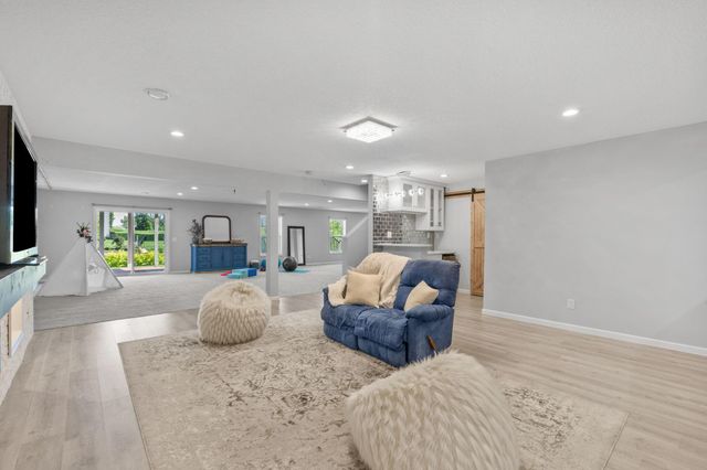 16115 57th Place N, Plymouth, MN 55446