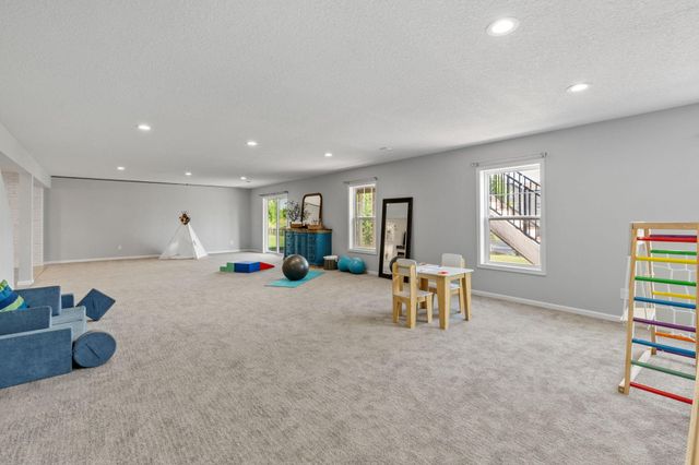 16115 57th Place N, Plymouth, MN 55446