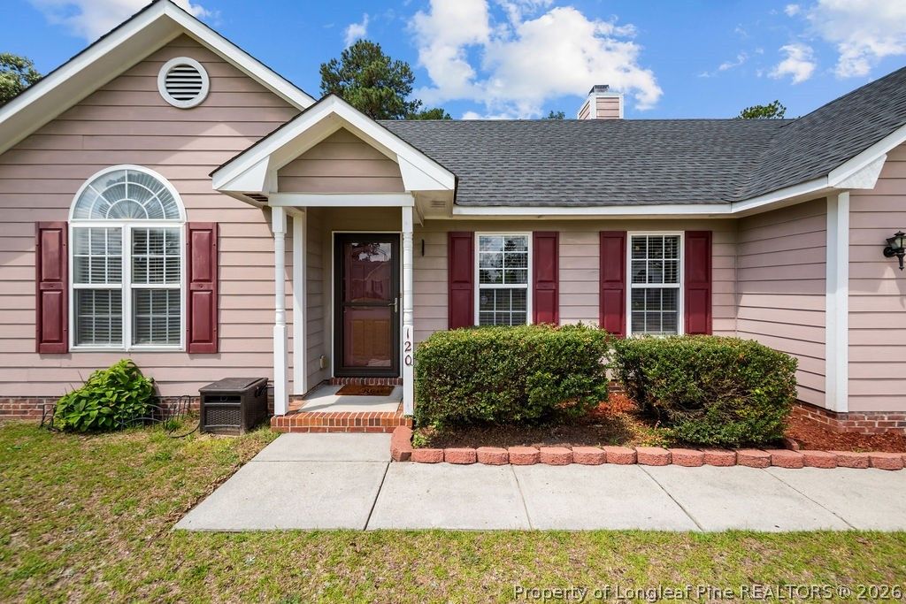 120 Raymond Street, Raeford, NC 28376 — photo 2