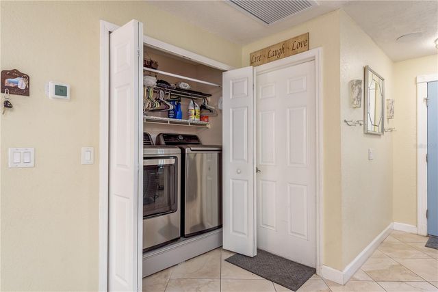 12406 FOREST LANE DRIVE, Tampa, FL 33624