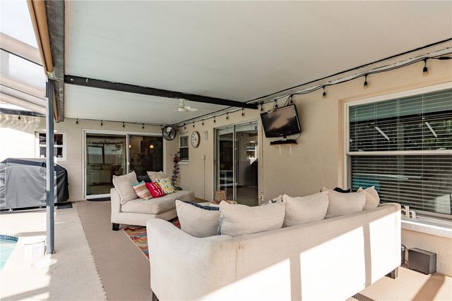 12406 FOREST LANE DRIVE, Tampa, FL 33624