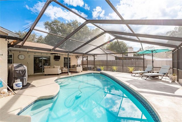 12406 FOREST LANE DRIVE, Tampa, FL 33624