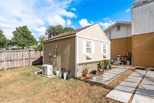 12406 FOREST LANE DRIVE, Tampa, FL 33624