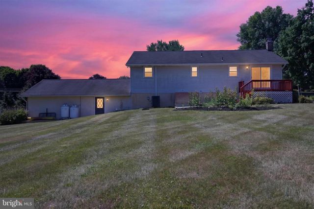 19 PALMYRA BELLEGROVE RD, Annville, PA 17003