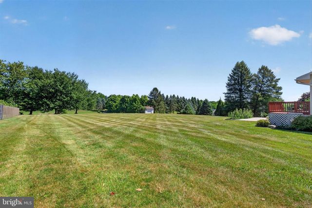 19 PALMYRA BELLEGROVE RD, Annville, PA 17003