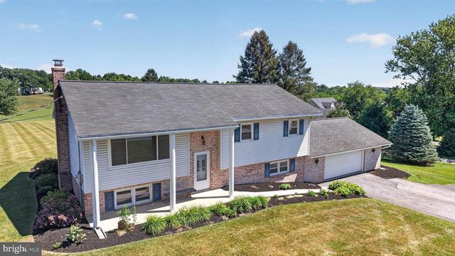 19 PALMYRA BELLEGROVE RD, Annville, PA 17003