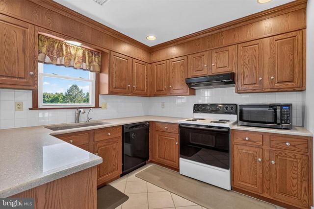 19 PALMYRA BELLEGROVE RD, Annville, PA 17003