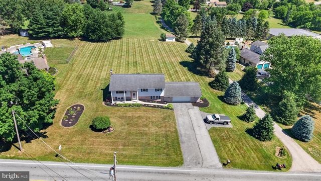 19 PALMYRA BELLEGROVE RD, Annville, PA 17003