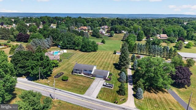 19 PALMYRA BELLEGROVE RD, Annville, PA 17003