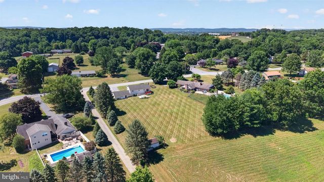 19 PALMYRA BELLEGROVE RD, Annville, PA 17003