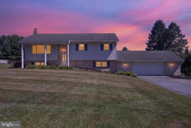 19 PALMYRA BELLEGROVE RD, Annville, PA 17003