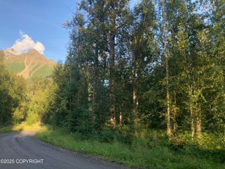 13046 E Wycoff Drive, Palmer, AK 99645